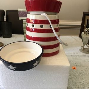 Scentcy Candy Stripe Wax melting Dish